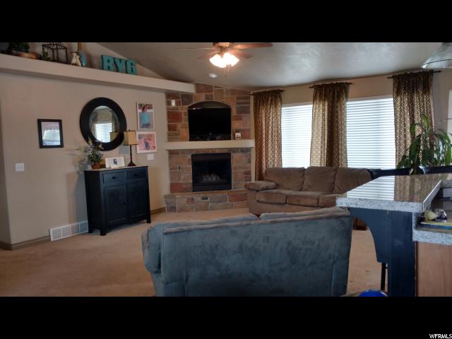4308 W PARK HOLLOW LN, Riverton, UT 84096