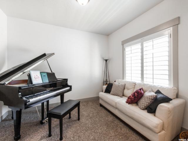 6946 W IVIE FARMS DR S, Herriman, UT 84096