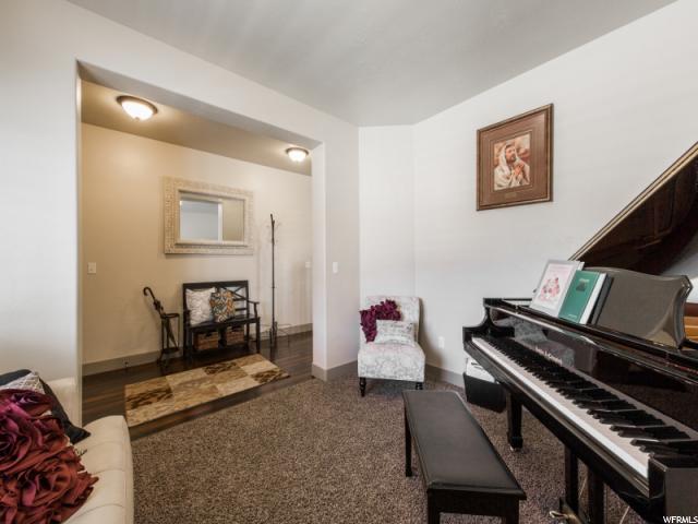 6946 W IVIE FARMS DR S, Herriman, UT 84096