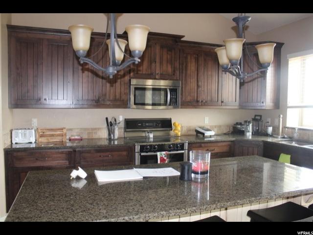812 E PENNI Ln, Orem, UT 84097