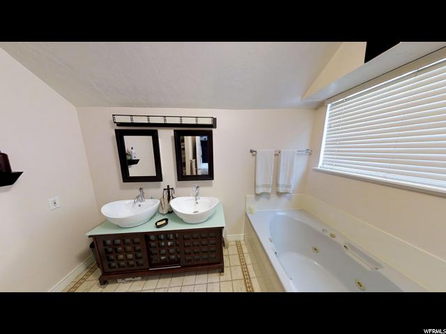 1680 N MOUNTAIN OAKS DR E, Orem, UT 84097