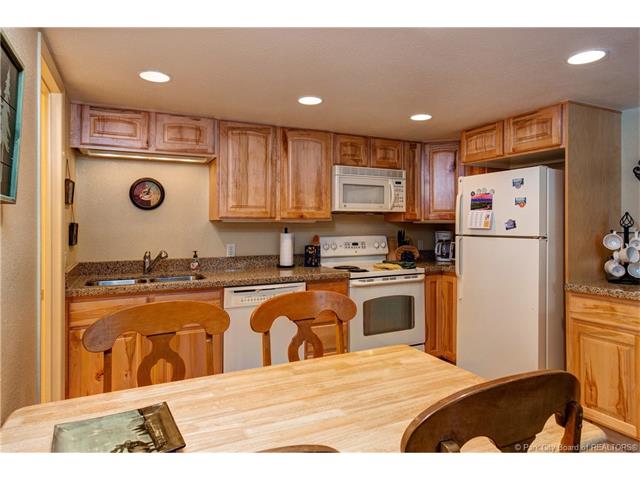 2025 Canyons Resort Drive #B7, Park City, UT 84098