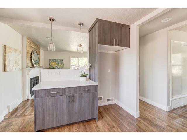 906 E MARK AVE, Salt Lake City, UT 84106