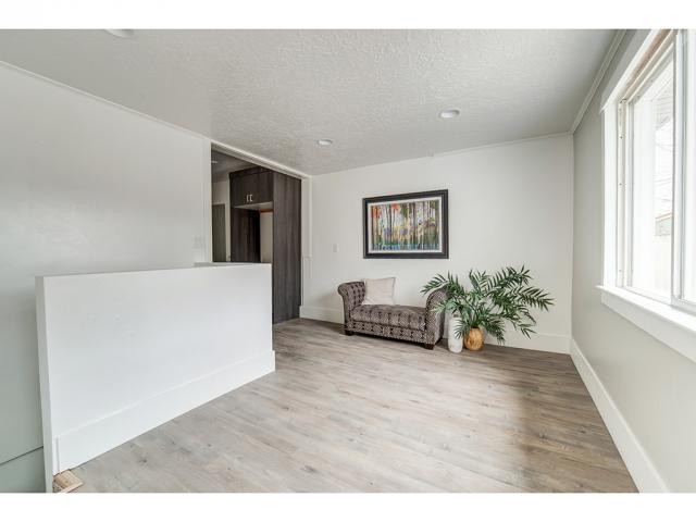 2689 S HIGHLAND DR, Salt Lake City, UT 84106