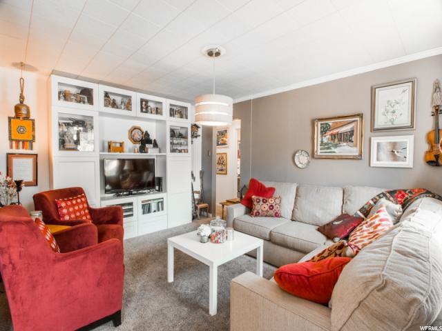 2420 E Redondo, Salt Lake City, UT 84108