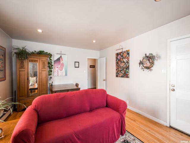 1987 E HOLLYWOOD AVE, Salt Lake City, UT 84108