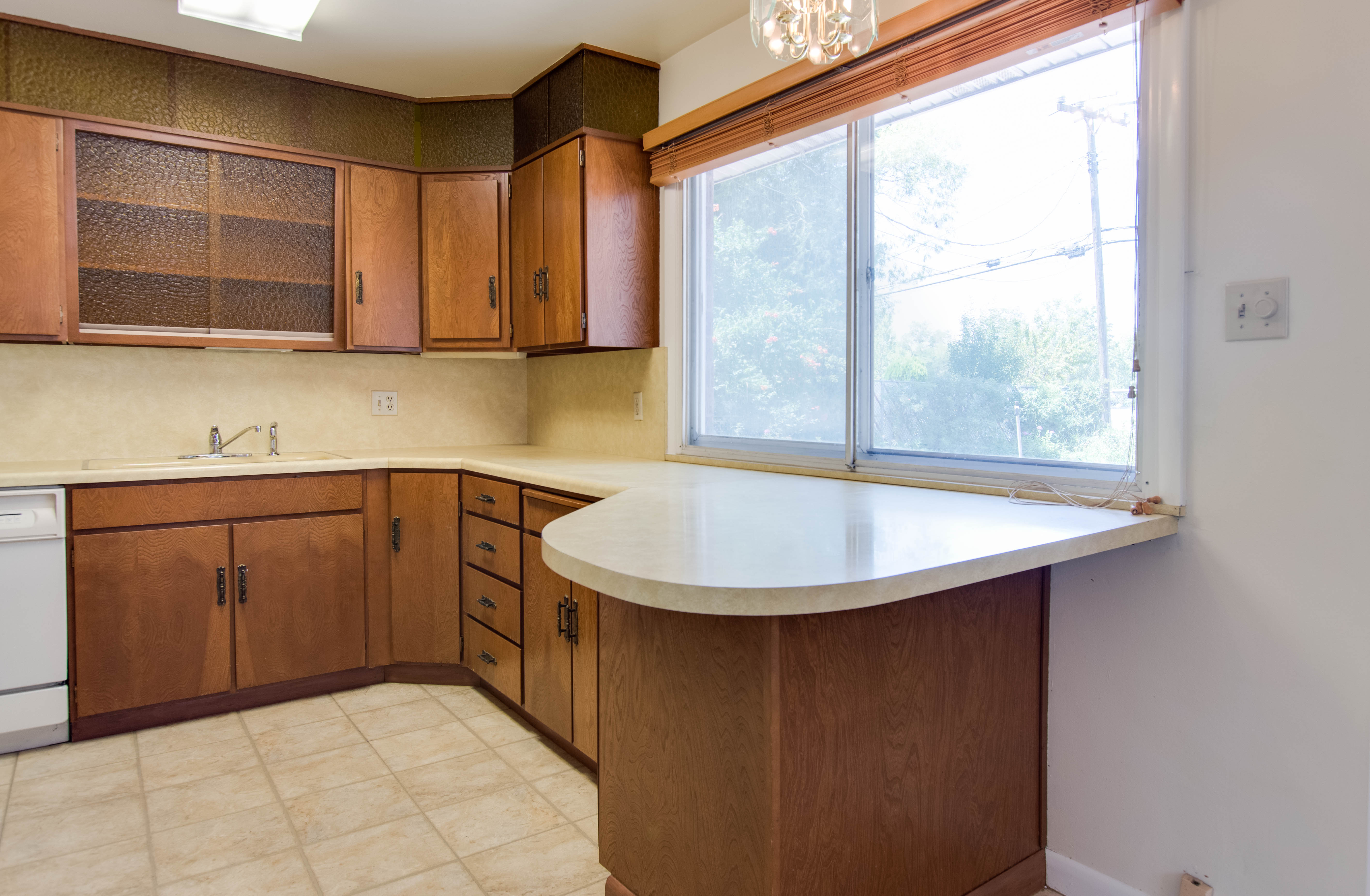 1129 N Buccaneer Drive, Salt Lake City, UT 84116