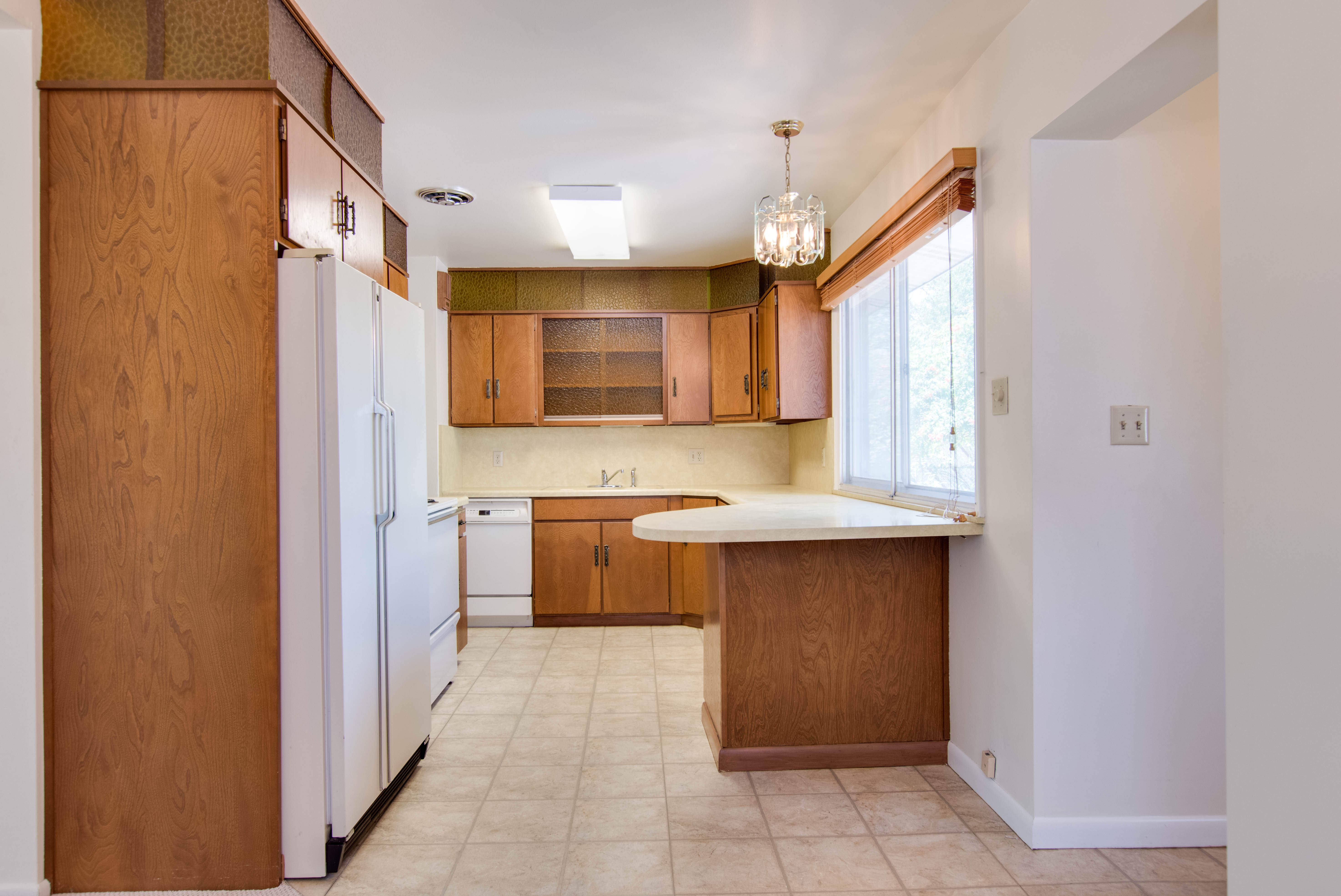 1129 N Buccaneer Drive, Salt Lake City, UT 84116