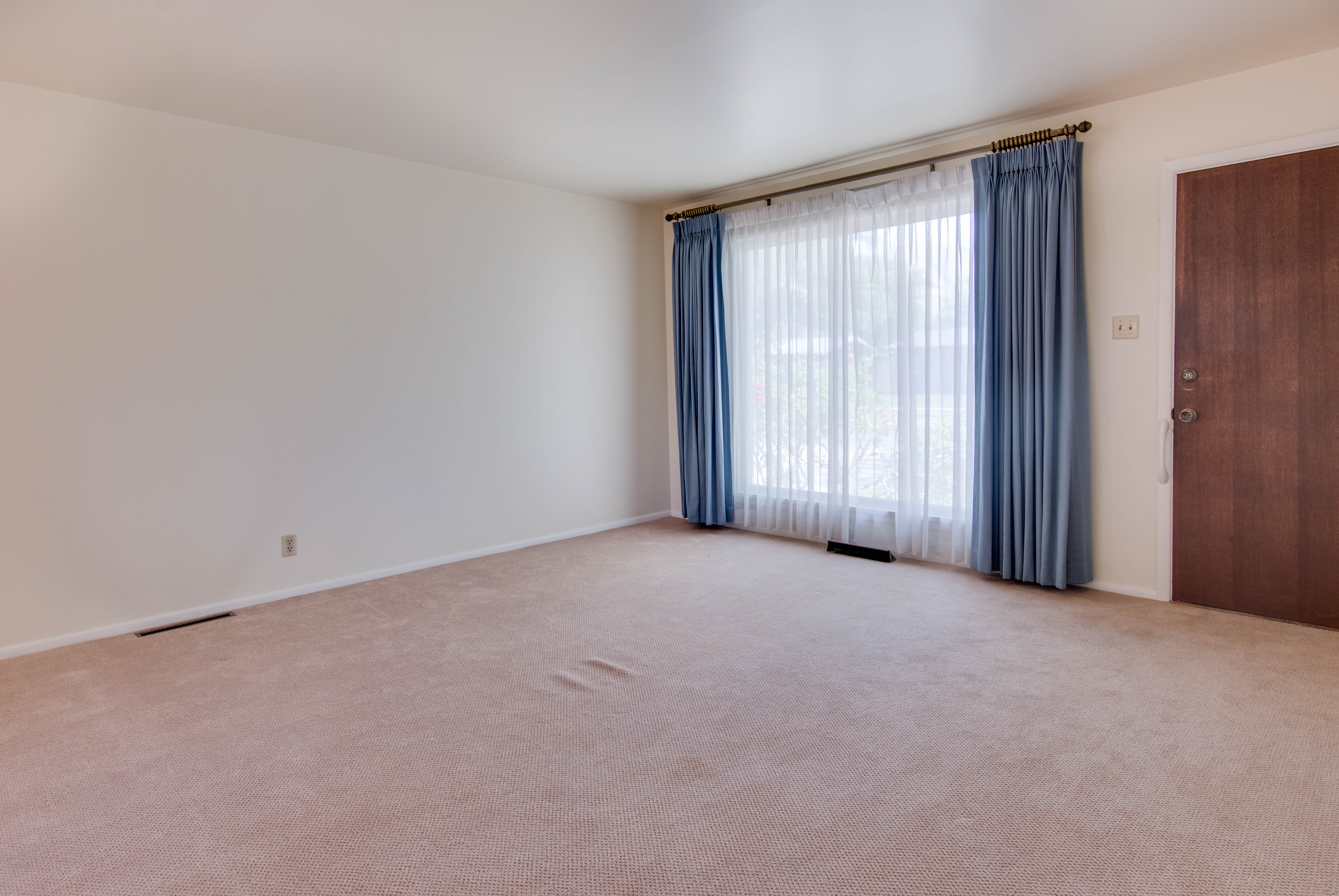 1129 N Buccaneer Drive, Salt Lake City, UT 84116