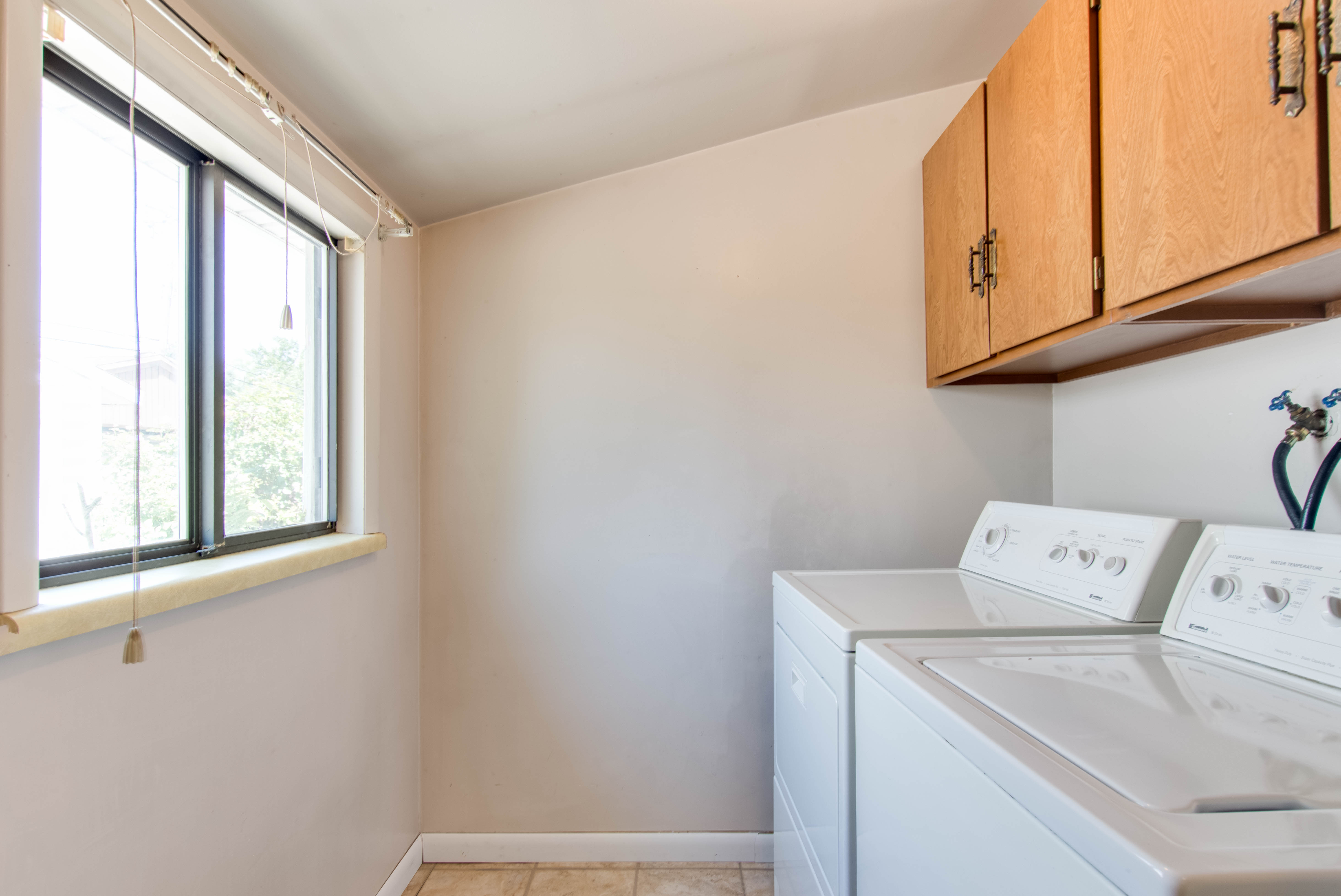1129 N Buccaneer Drive, Salt Lake City, UT 84116