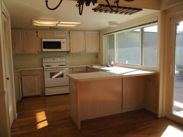 5017 S MIDDLE FORK LN, Salt Lake City, UT 84117