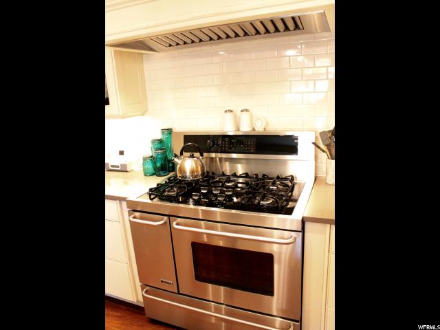 1706 E MURRAY HOLLADAY RD, Salt Lake City, UT 84117