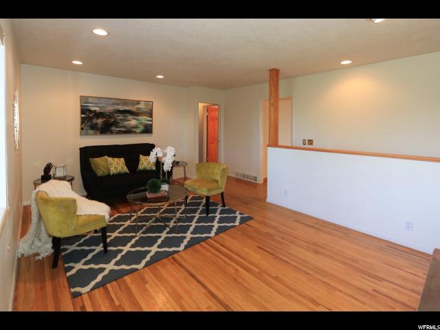 4703 S Wallace Ln E, Holladay, UT 84117