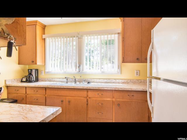 664 N OAKLEY ST W, Salt Lake City, UT 84118