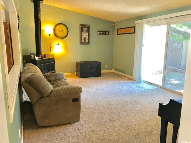 3927 W RIDGECREST CIR, Taylorsville, UT 84118