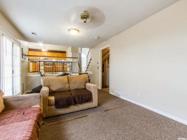 5745 S GARNER CT W, Kearns, UT 84118
