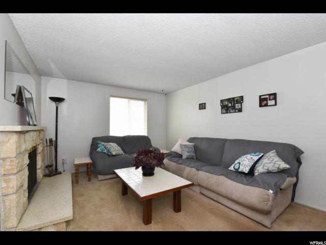 3678 W ENGLEWOOD Dr, Taylorsville, UT 84118