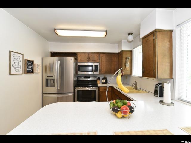 3678 W ENGLEWOOD Dr, Taylorsville, UT 84118