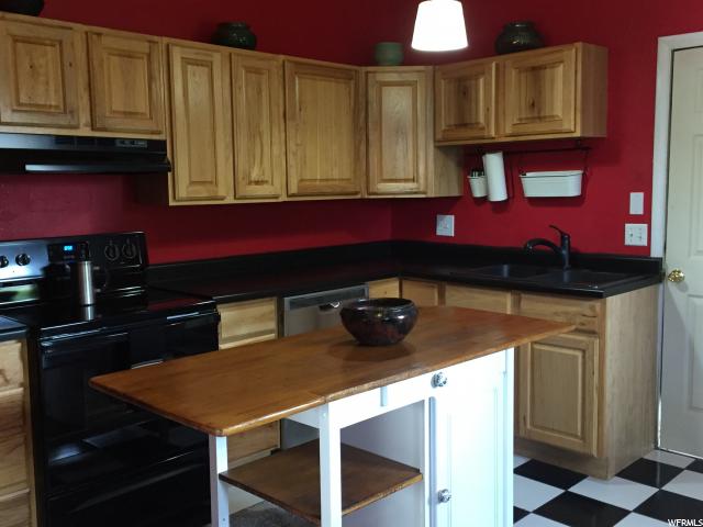 4746 W BURLINGAME DR, West Valley City, UT 84120