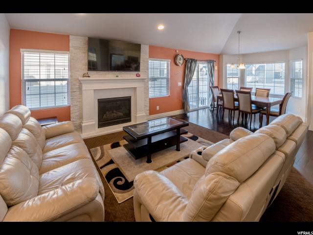 2975 S DARLINGTON DR W, West Valley City, UT 84120