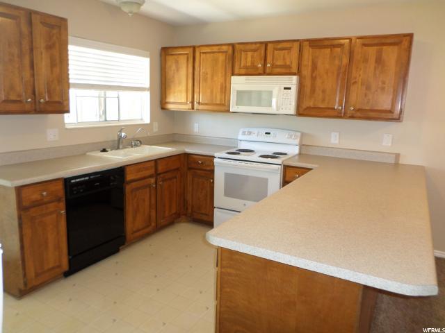 3288 S BENGAL BLVD, Cottonwood Heights, UT 84121