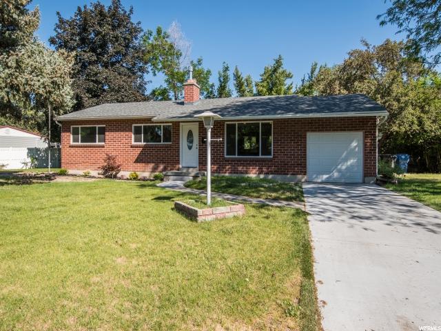1702 E VILLAGE GREEN RD S, Cottonwood Heights, UT 84121