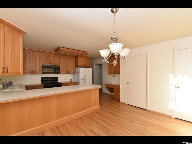7418 S CAMELBACK CIR E, Cottonwood Heights, UT 84121