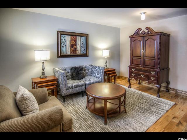 3616 E AVONDALE DR, Cottonwood Heights, UT 84121