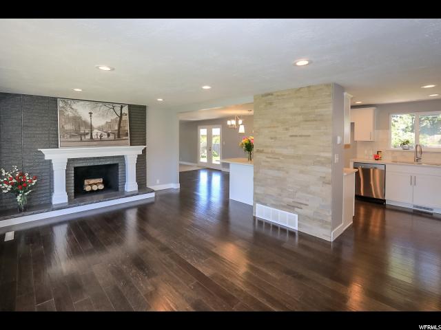 2273 E 7160 S, Cottonwood Heights, UT 84121