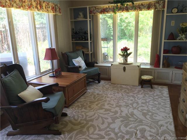3621 E. Escalade Ave, cottonwood Heights, Ut 84121, Salt Lake City, UT 84121