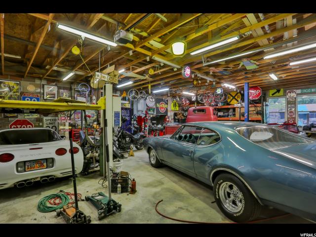 1861 E MEADOW DR S, Cottonwood Heights, UT 84121
