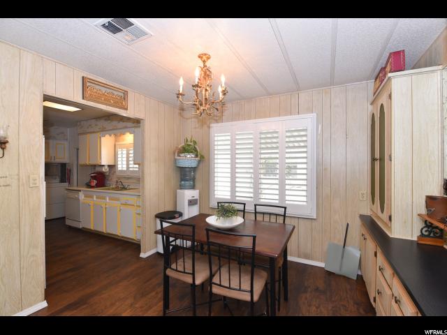 1052 W PASQUE DR S, Taylorsville, UT 84123