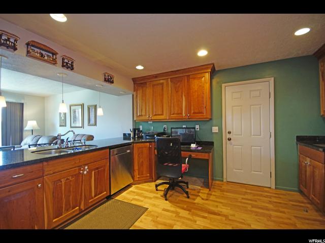 2284 E 4000 S, Holladay, UT 84124