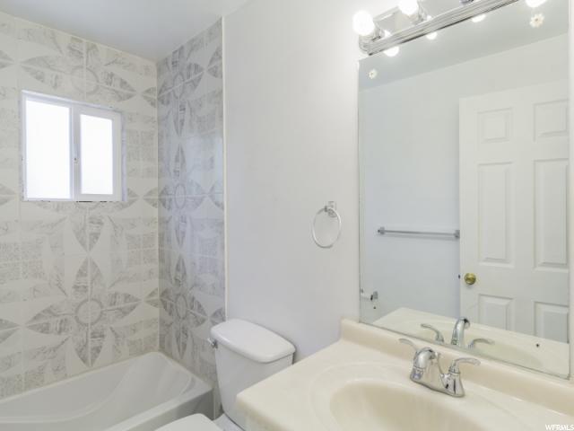 2994 E BLUEBELL DR S, Holladay, UT 84124