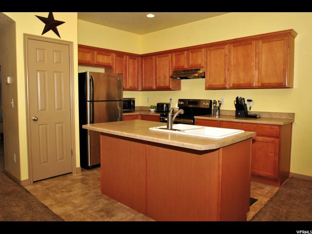 6963 W Dalmatian StS, West Valley City, UT 84128