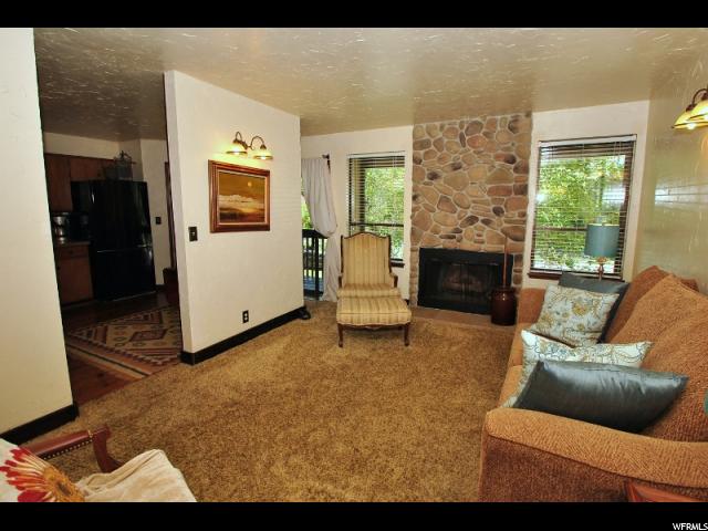 2417 Hardrock Dr, Taylorsville, UT 84129