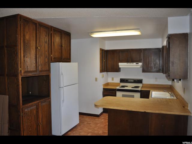 3887 W BURGESS RD S, Taylorsville, UT 84129