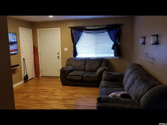 1810 W CHAMPAGNE AVE S, Taylorsville, UT 84129