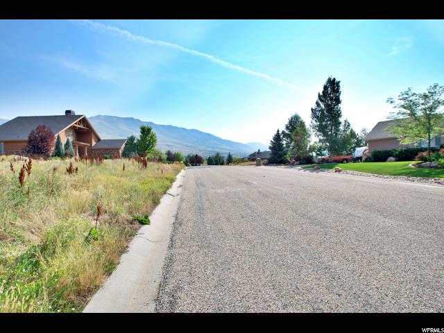 3720 N Foothill Ln E, Eden, UT 84310
