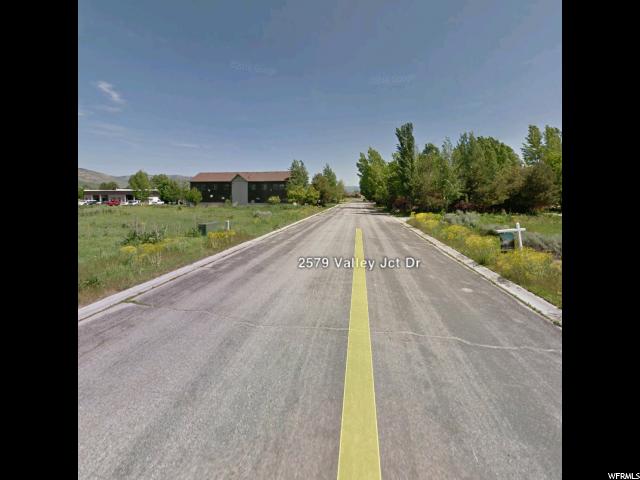 2579 N VALLEY JUCTION DR E, Eden, UT 84310