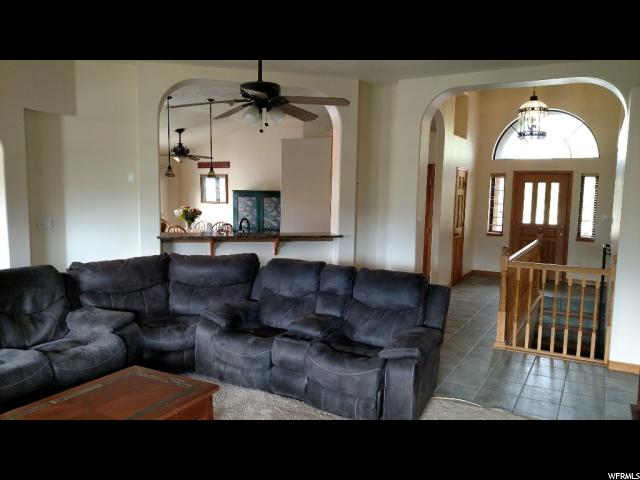 3927 N MOUNTAINOAK DR, Eden, UT 84310