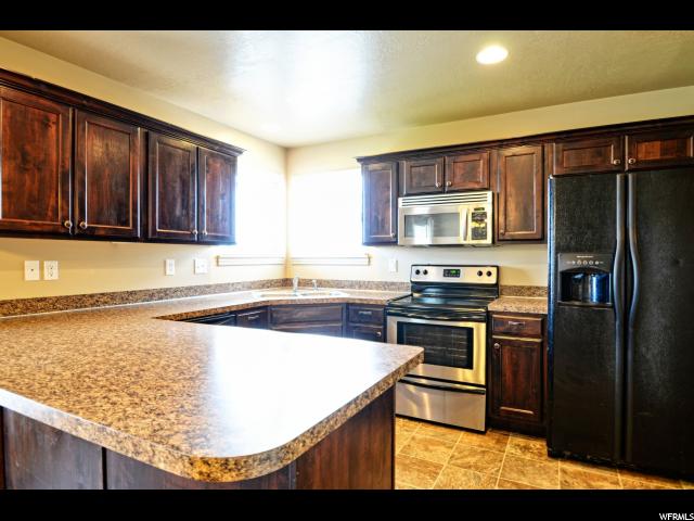 5671 S 4525 W, Hooper, UT 84315