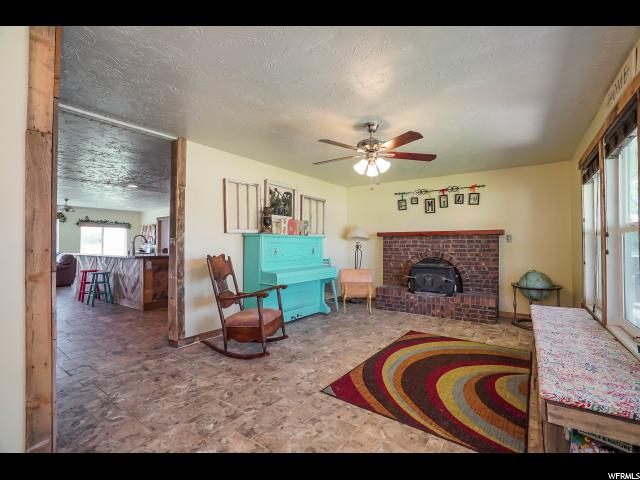 5179 W 4250 S, Hooper, UT 84315