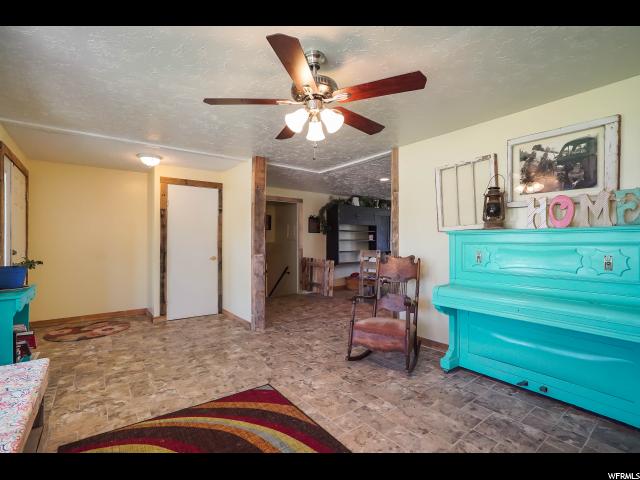 5179 W 4250 S, Hooper, UT 84315