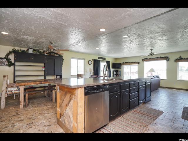 5179 W 4250 S, Hooper, UT 84315