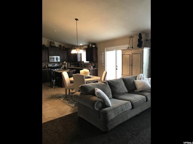 5047 W 5300 S, Hooper, UT 84315