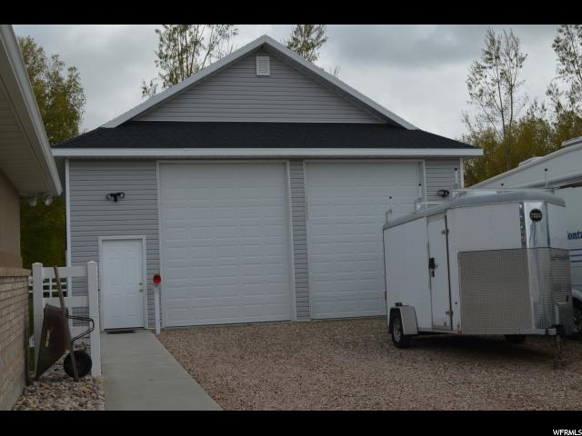 6213 W 4600 S, Hooper, UT 84315