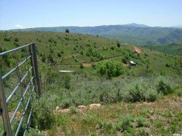 3481 N OAK CANYON CYN E, Huntsville, UT 84317