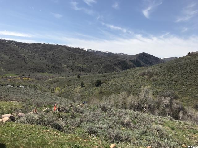 2043 N RIVER VIEW LN, Huntsville, UT 84317