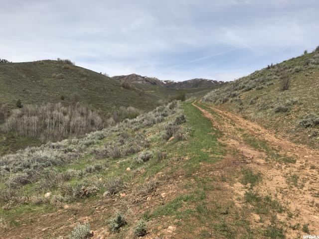 2043 N RIVER VIEW LN, Huntsville, UT 84317